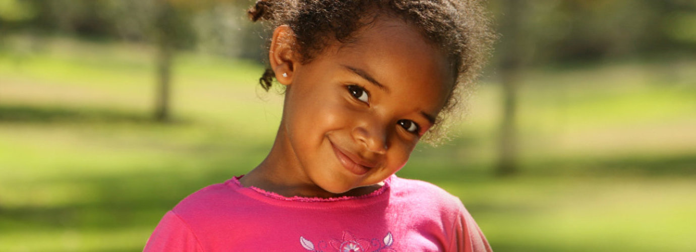 girl smiling outdoor